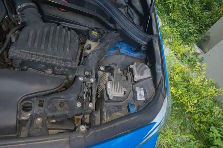 Used BMW X2 2020 sDrive25i Leading Model M Sport Package Engine Bay Left