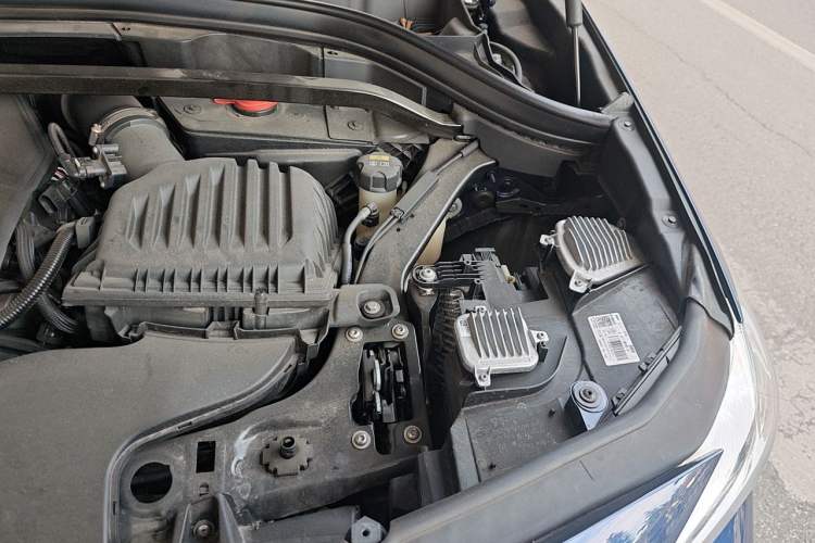 Used BMW X2 2020 sDrive25i Leading Model M Sport Package Engine Bay Left