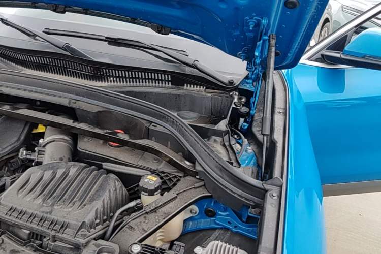 Used BMW X2 2020 sDrive20i M Sport Package Engine Bay Left
