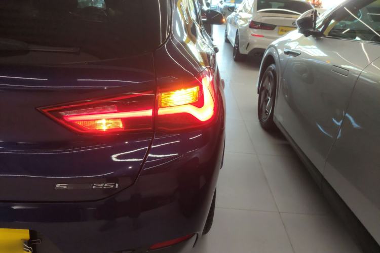Used BMW X2 2020 sDrive25i Leading Model M Sport Package Exterior 6