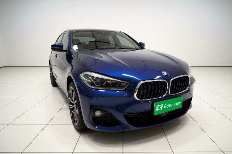 Used BMW X2 2020 sDrive25i Luxury Model with M Sport Package Front Right 45 Deg