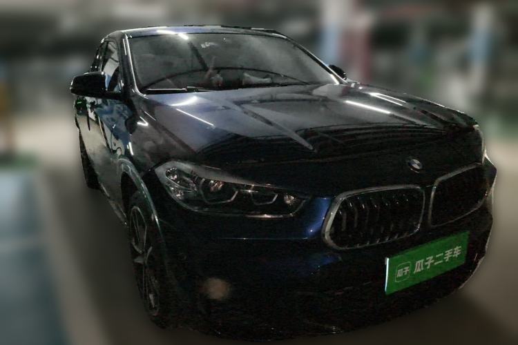 Used BMW X2 2020 sDrive25i Luxury Model with M Sport Package Front Right 45 Deg
