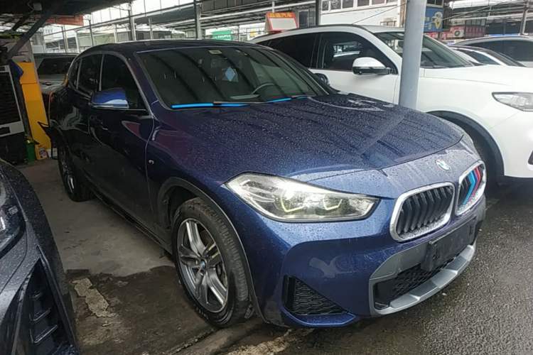 Used BMW X2 2020 sDrive25i Leading Model M Sport Package Front Right 45 Deg