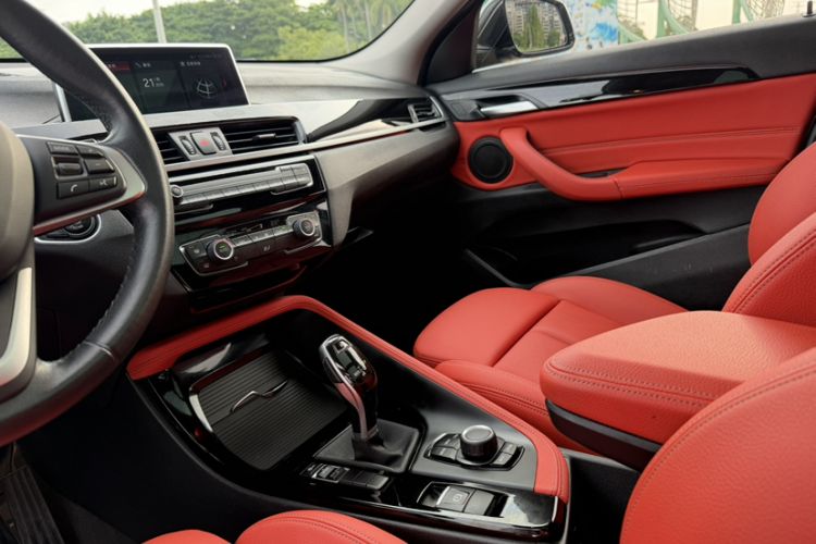 Used BMW X2 2020 sDrive20i M Sport Package Interior 3