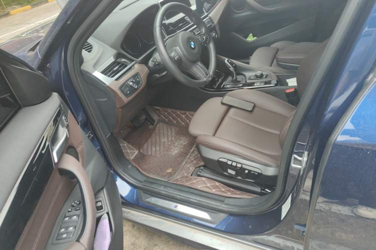 Used BMW X2 2020 sDrive25i Leading Model M Sport Package Interior 3