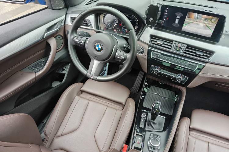 Used BMW X2 2020 sDrive25i Luxury Model with M Sport Package Interior 3