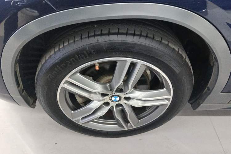 Used BMW X2 2020 sDrive25i Leading Model M Sport Package Left Front Wheel Hub