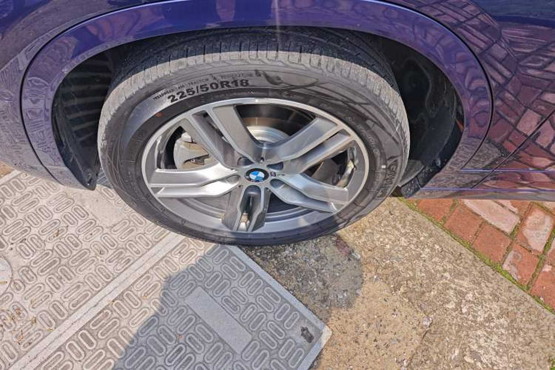 Used BMW X2 2020 sDrive25i Leading Model M Sport Package Left Front Wheel Hub
