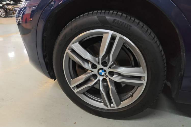 Used BMW X2 2020 sDrive25i Leading Model M Sport Package Left Front Wheel Hub
