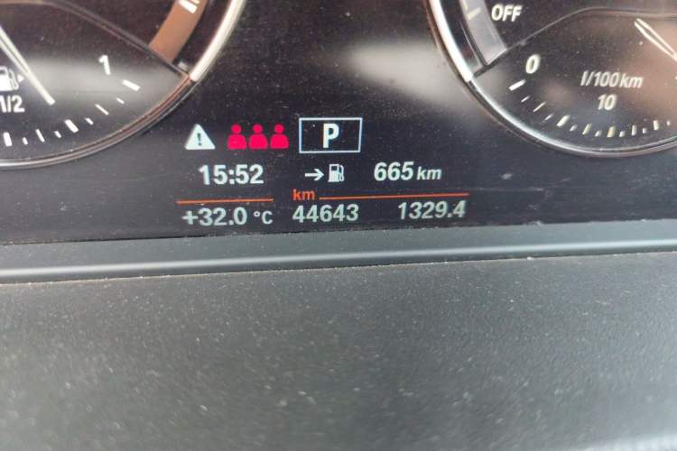 Used BMW X2 2020 sDrive25i Leading Model M Sport Package Odometer Close Up