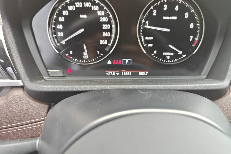 Used BMW X2 2020 sDrive25i Leading Model M Sport Package Odometer Close Up