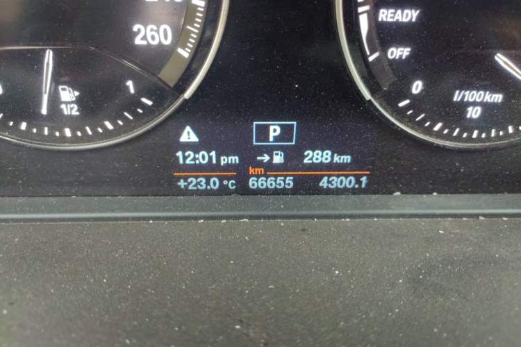 Used BMW X2 2020 sDrive20i M Sport Package Odometer Close Up