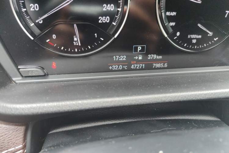 Used BMW X2 2020 sDrive25i Leading Model M Sport Package Odometer Close Up