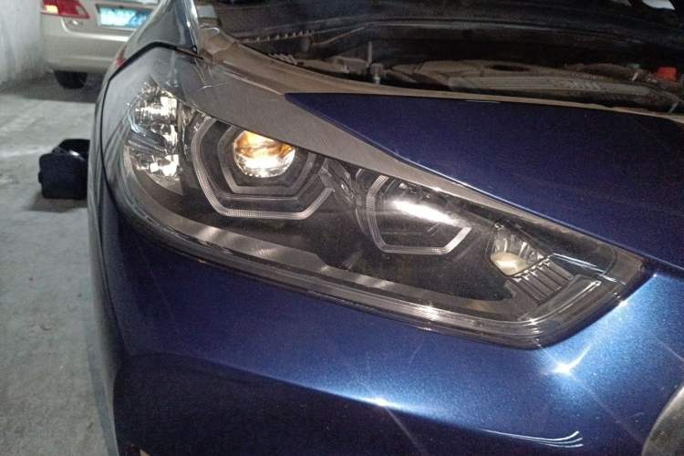 Used BMW X2 2020 sDrive25i Leading Model M Sport Package Right Front Headlight