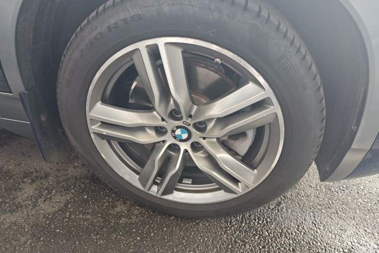 Used BMW X2 2020 sDrive25i Leading Model M Sport Package Right Front Wheel Hub