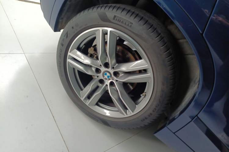 Used BMW X2 2020 sDrive25i Leading Model M Sport Package Right Rear Wheel Hub