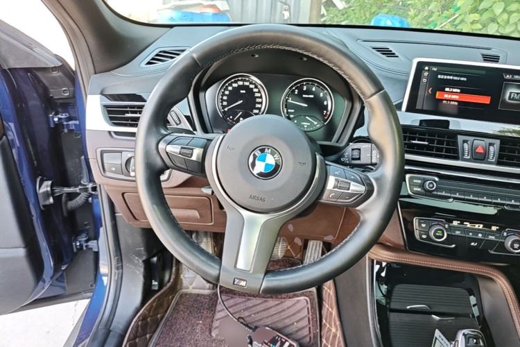 Used BMW X2 2020 sDrive25i Leading Model M Sport Package Steering Wheel