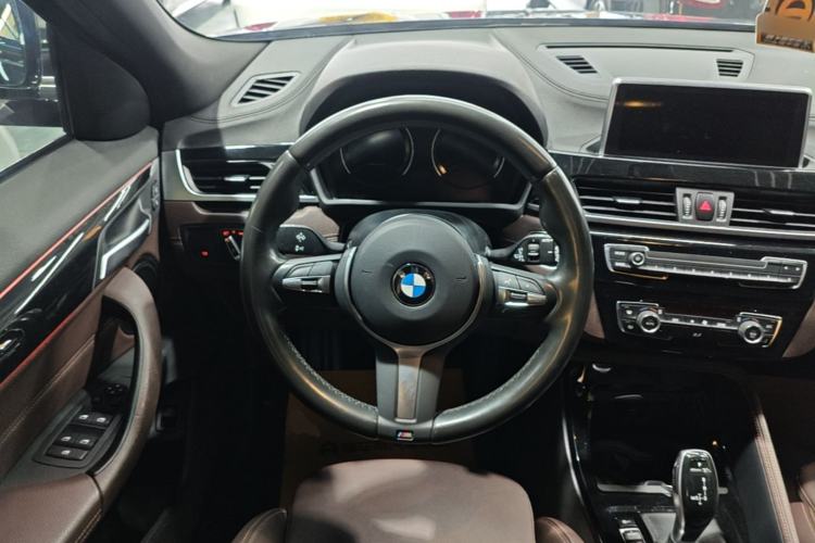 Used BMW X2 2020 sDrive25i Leading Model M Sport Package Steering Wheel