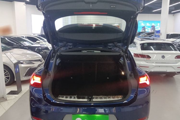 Used BMW X2 2020 sDrive25i Leading Model M Sport Package Trunk