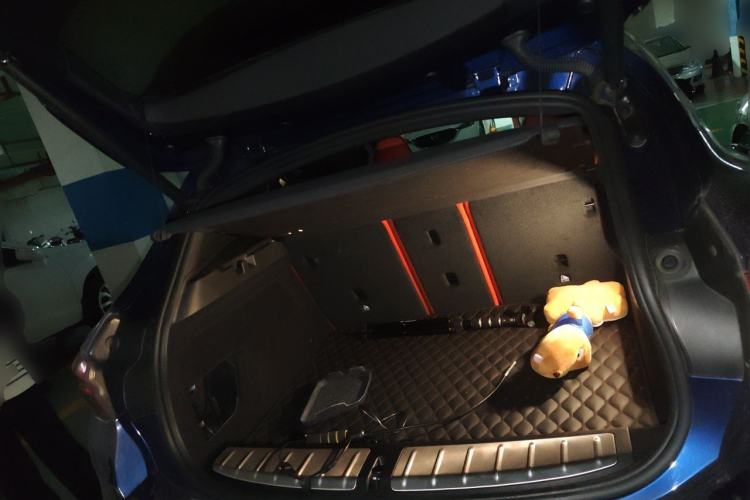 Used BMW X2 2020 xDrive25i M Sport Package Trunk