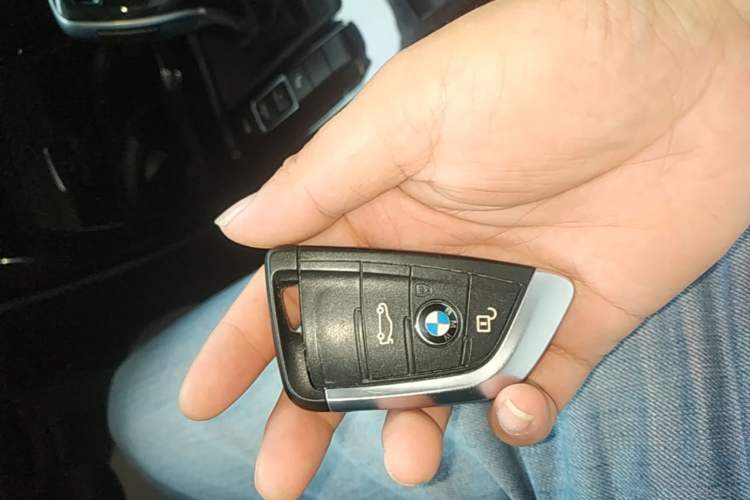 Used BMW X2 2020 sDrive25i Leading Model M Sport Package Vehicle Key