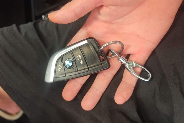 Used BMW X2 2020 sDrive25i Leading Model M Sport Package Vehicle Key