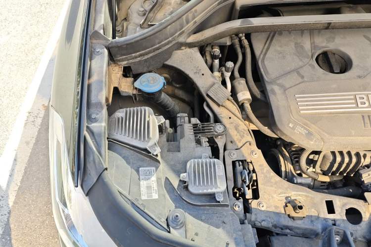 Used BMW X2 2020 sDrive20i M Sport Package Engine Bay Right