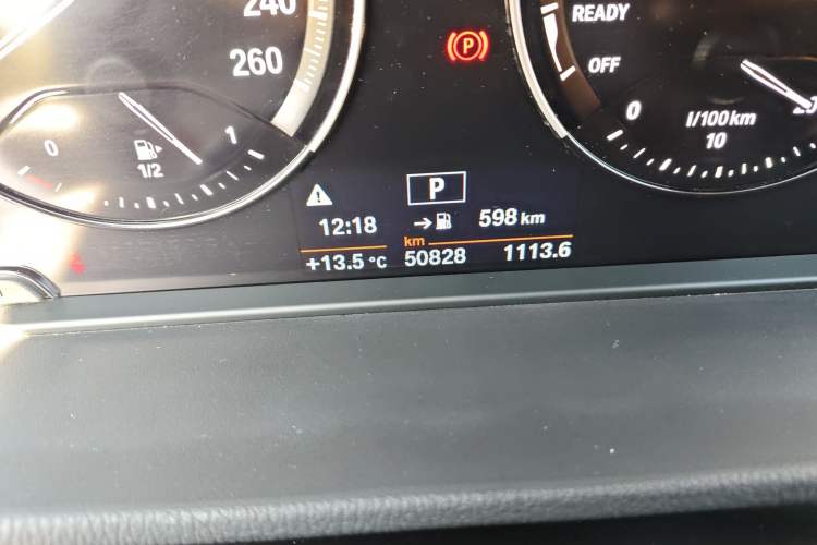 Used BMW X2 2020 sDrive20i M Sport Package Odometer Close Up