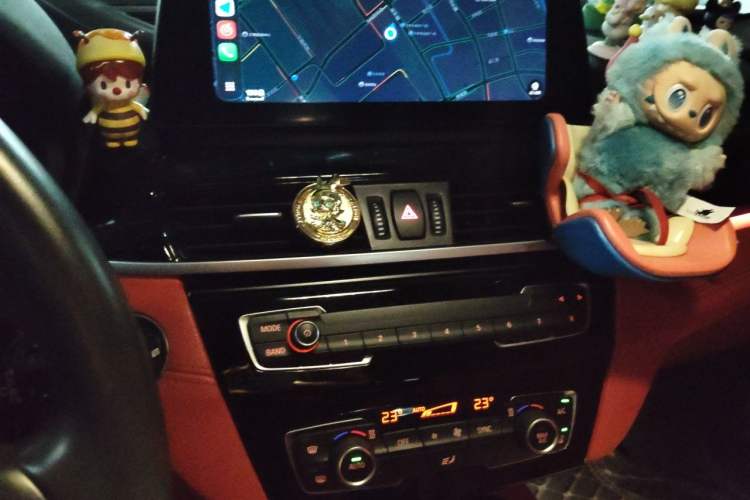 Used BMW X2 2020 sDrive25i Leading Model M Sport Package Audio And AC Panel
