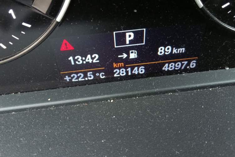 Used BMW X2 2020 sDrive25i Leading Model M Sport Package Odometer Close Up