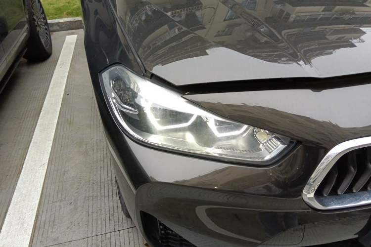 Used BMW X2 2020 sDrive25i Leading Model M Sport Package Right Front Headlight