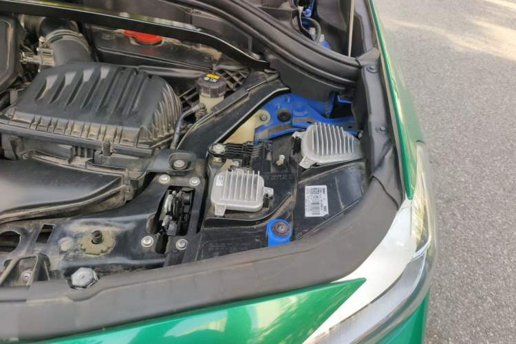 Used BMW X2 2020 sDrive20i M Sport Package Engine Bay Left