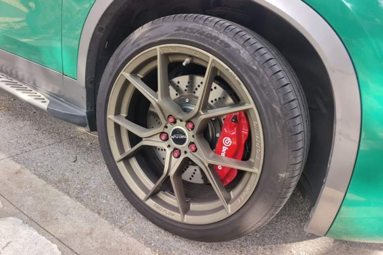 Used BMW X2 2020 sDrive20i M Sport Package Right Front Wheel Hub