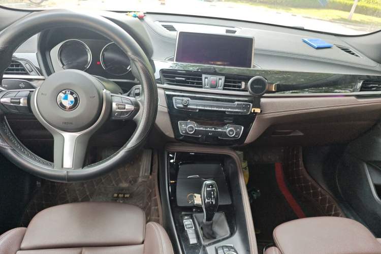 Used BMW X2 2020 sDrive25i Leading Model M Sport Package Center Console