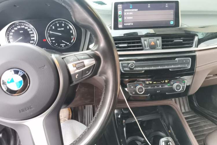 Used BMW X2 2020 sDrive25i Leading Model M Sport Package Center Console