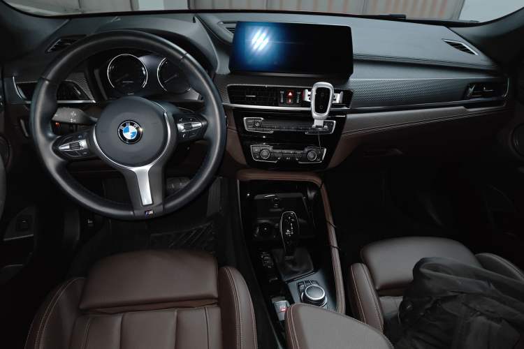 Used BMW X2 2020 sDrive25i Luxury M Sport Package Center Console