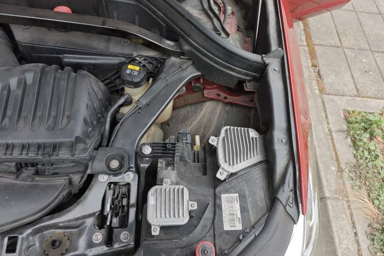 Used BMW X2 2020 sDrive25i Leading Model M Sport Package Engine Bay Left