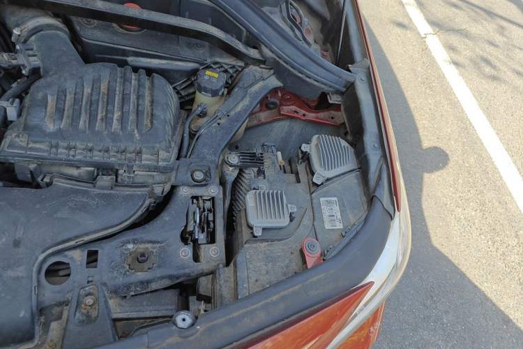 Used BMW X2 2020 xDrive25i M Sport Package Engine Bay Left