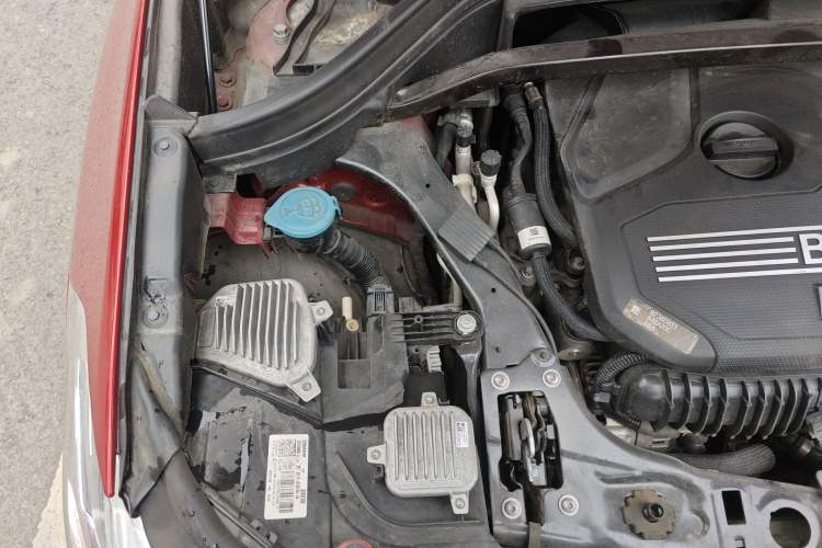 Used BMW X2 2020 sDrive25i Leading Model M Sport Package Engine Bay Right