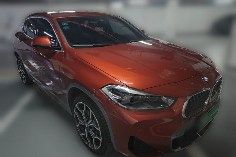 Used BMW X2 2020 sDrive25i Luxury M Sport Package Front Right 45 Deg
