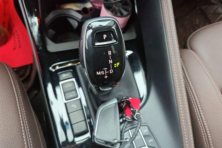 Used BMW X2 2020 sDrive25i Leading Model M Sport Package Gear Lever