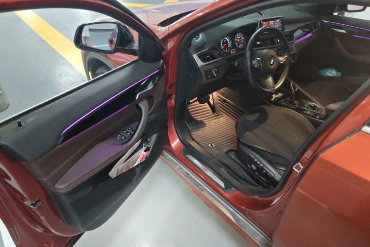 Used BMW X2 2020 sDrive25i Leading Model M Sport Package Interior 3