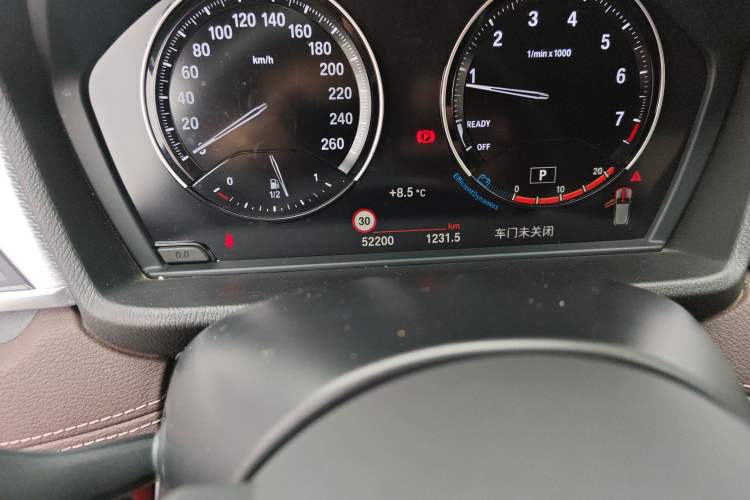 Used BMW X2 2020 sDrive25i Leading Model M Sport Package Odometer Close Up