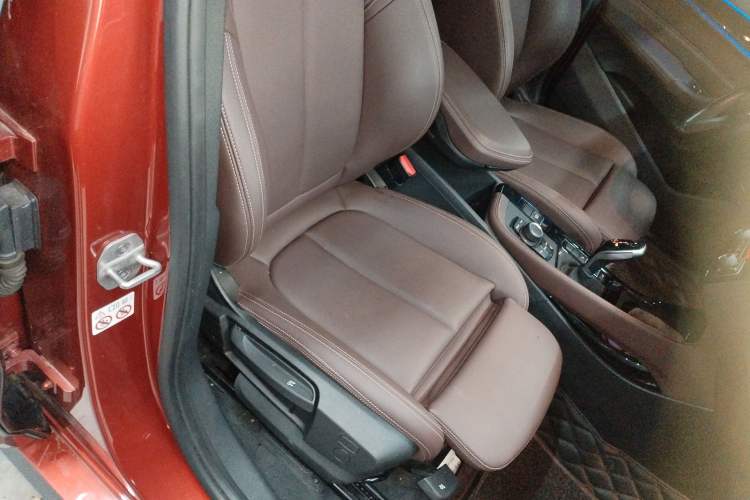 Used BMW X2 2020 sDrive25i Leading Model M Sport Package Right Front Seat