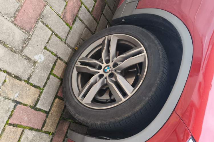 Used BMW X2 2020 sDrive25i Leading Model M Sport Package Right Front Wheel Hub