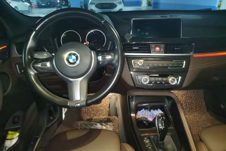 Used BMW X2 2020 sDrive25i Leading Model M Sport Package Center Console