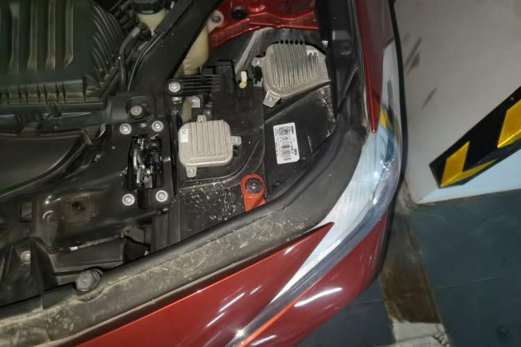 Used BMW X2 2020 sDrive25i Leading Model M Sport Package Engine Bay Left
