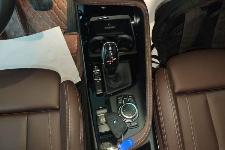 Used BMW X2 2020 xDrive25i M Sport Package Gear Lever