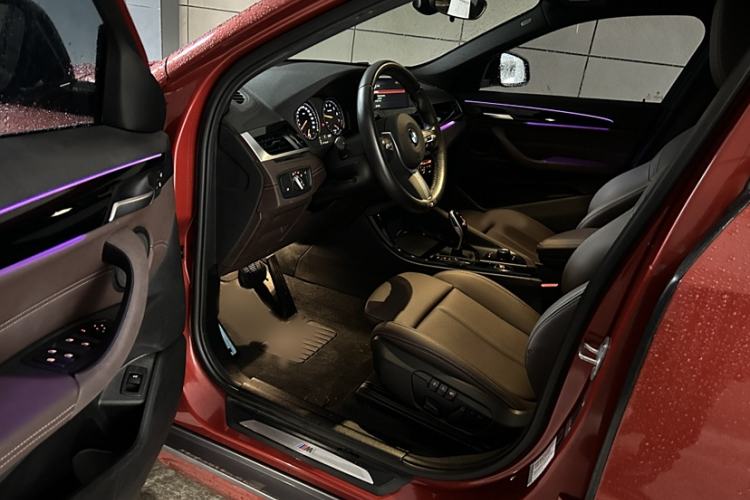 Used BMW X2 2020 sDrive25i Leading Model M Sport Package Interior 4