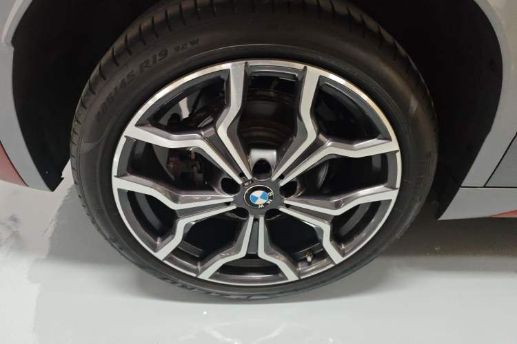 Used BMW X2 2020 xDrive25i M Sport Package Right Rear Wheel Hub